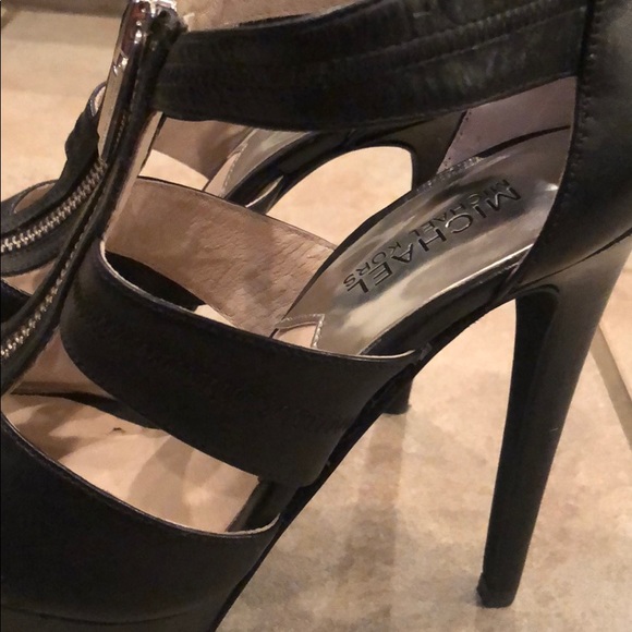 MICHAEL Michael Kors Black Peep Toe Platform - Picture 8 of 8